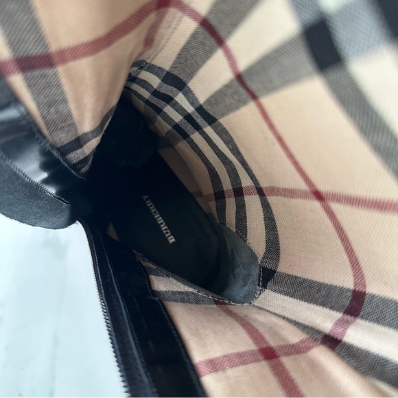 Burberry Knee High Heeled Boots with Original Box & Dust bag - Picture 6 of 14